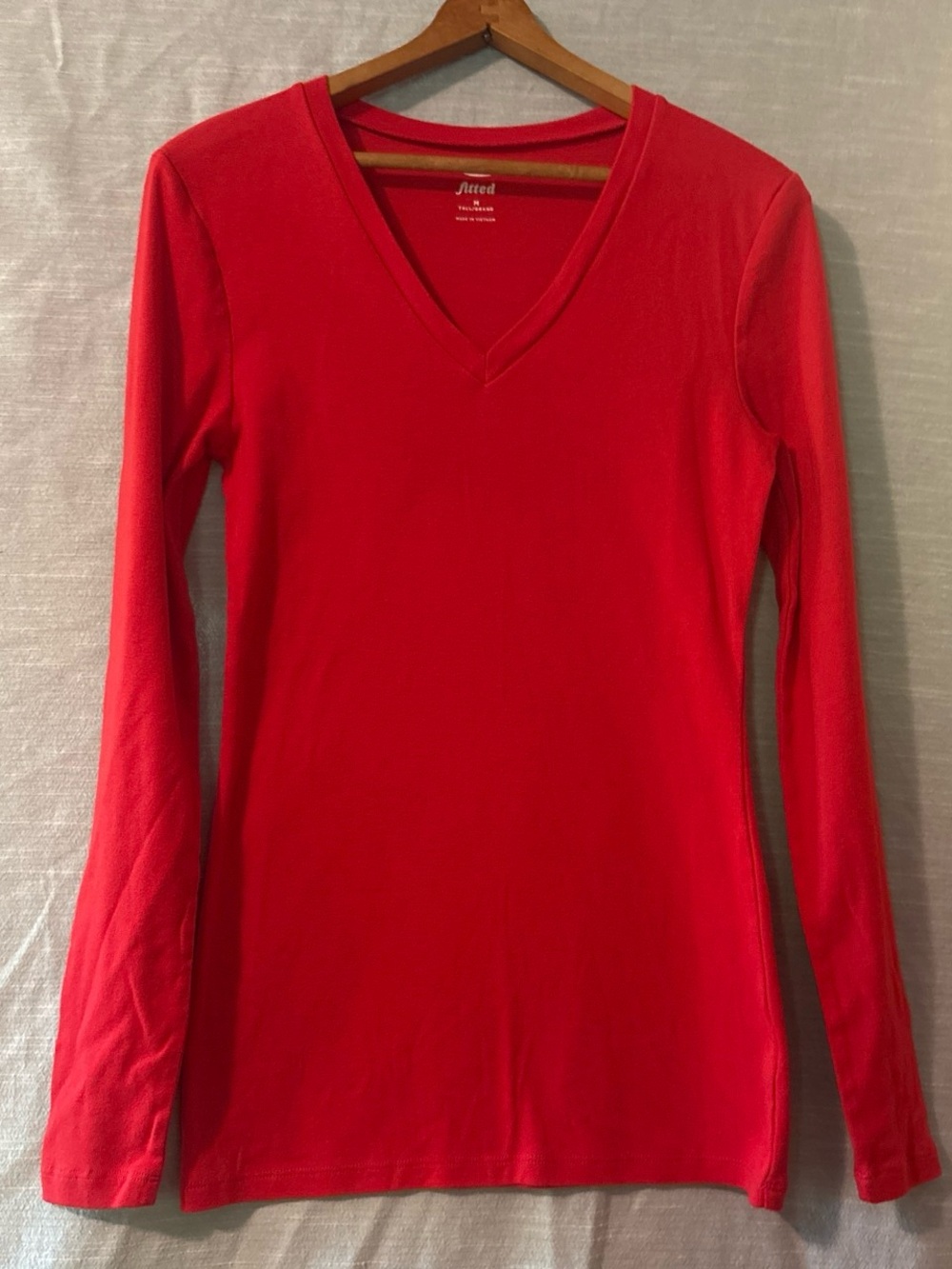 Old Navy Shirt Fitted Pullover V-Neck Long Sleeve Red Women’s Sz M Tall